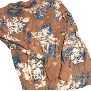 Heart BreaKer size small long sleeved tee